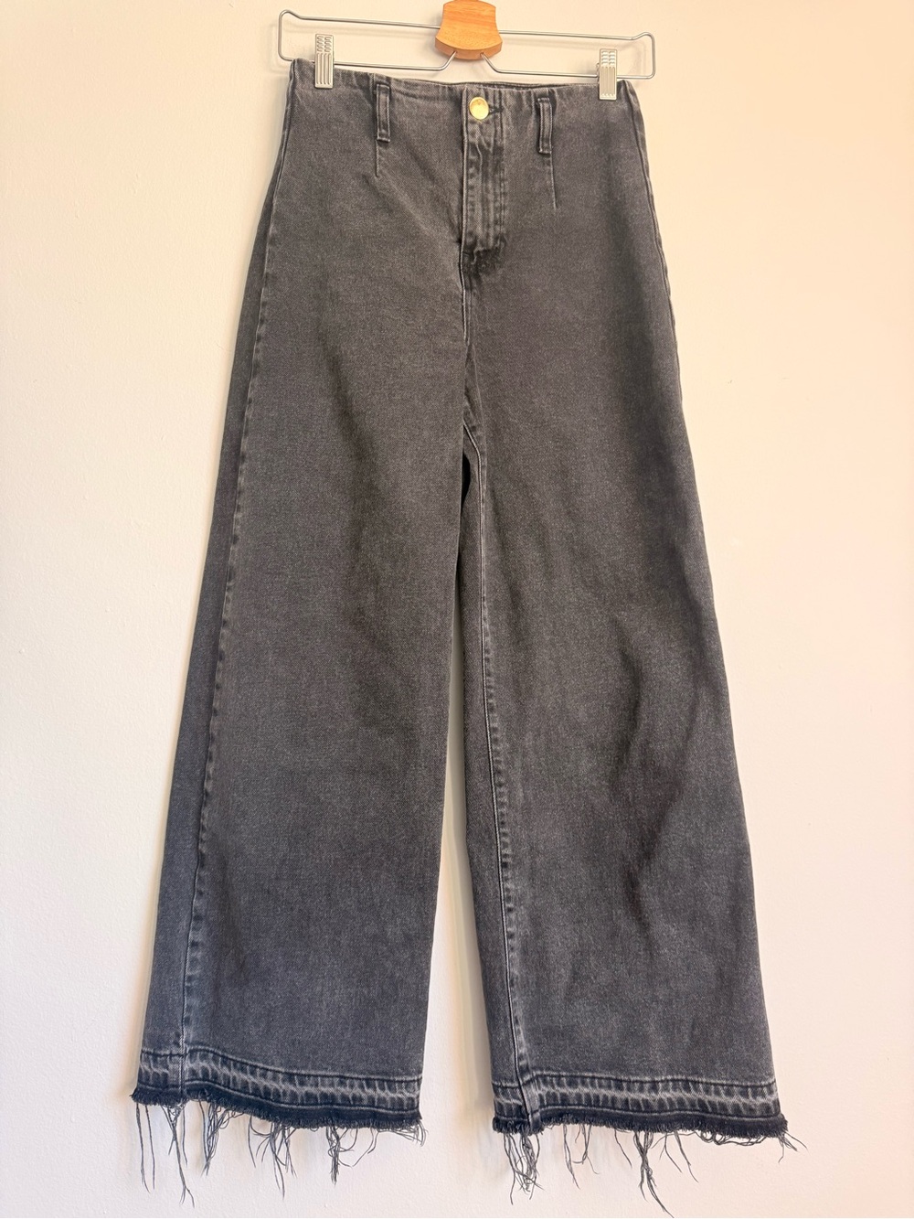 Zara The Marine High-Rise Wide-Leg Jeans - Faded Gray/Black, Size 4 (EUR 36)